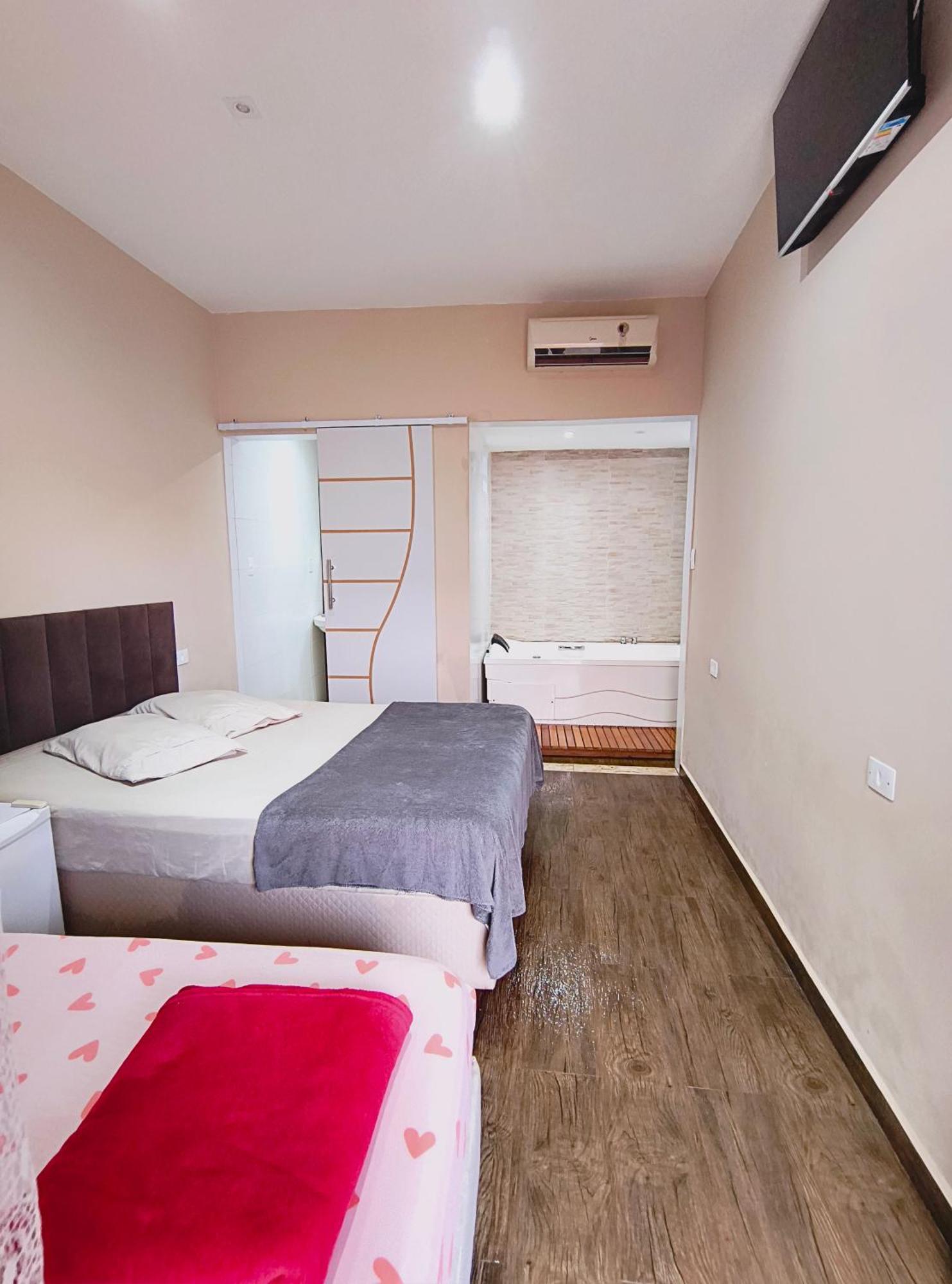 Pousada Charme Charmant Praia Grande  Ngoại thất bức ảnh